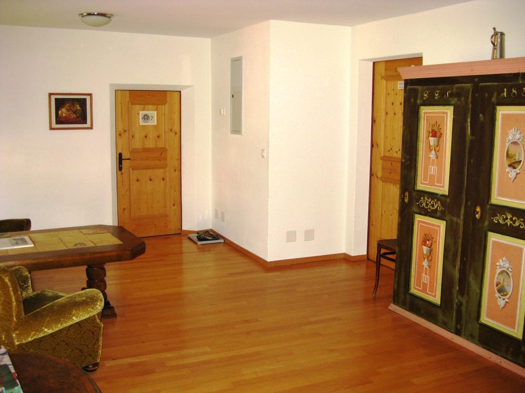 Pensiun Garni Plaz Hotel Scuol Ngoại thất bức ảnh