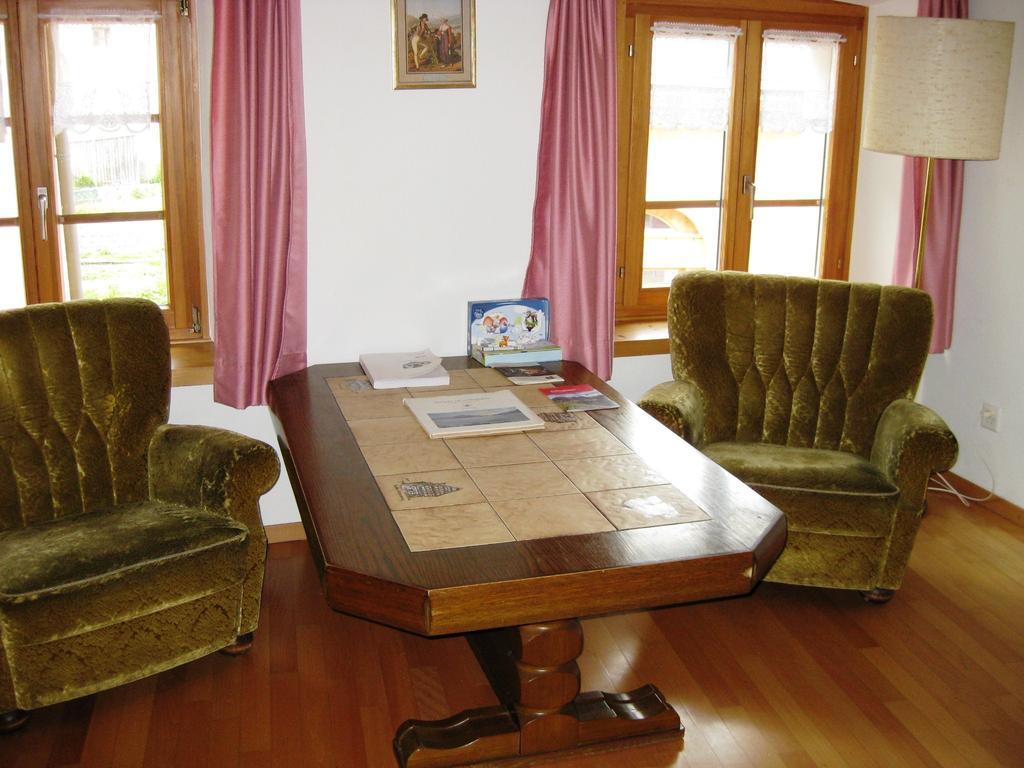 Pensiun Garni Plaz Hotel Scuol Ngoại thất bức ảnh