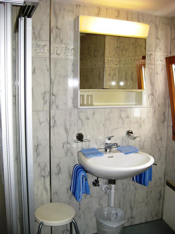 Pensiun Garni Plaz Hotel Scuol Phòng bức ảnh