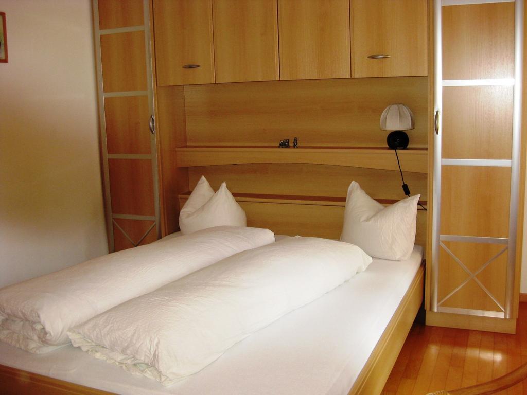 Pensiun Garni Plaz Hotel Scuol Ngoại thất bức ảnh